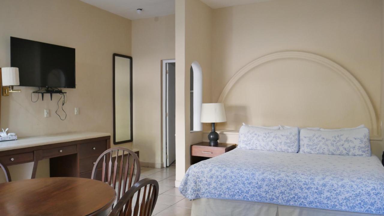 Hotel Hacienda Las Higueras Tepic Exterior photo