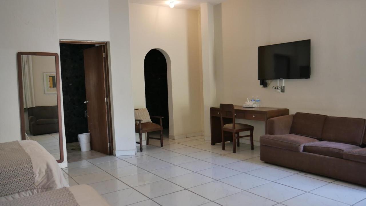 Hotel Hacienda Las Higueras Tepic Exterior photo